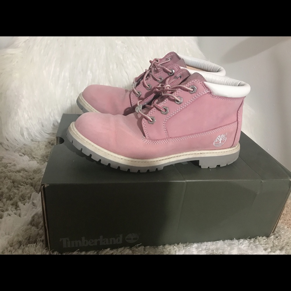 Timberland pink boots